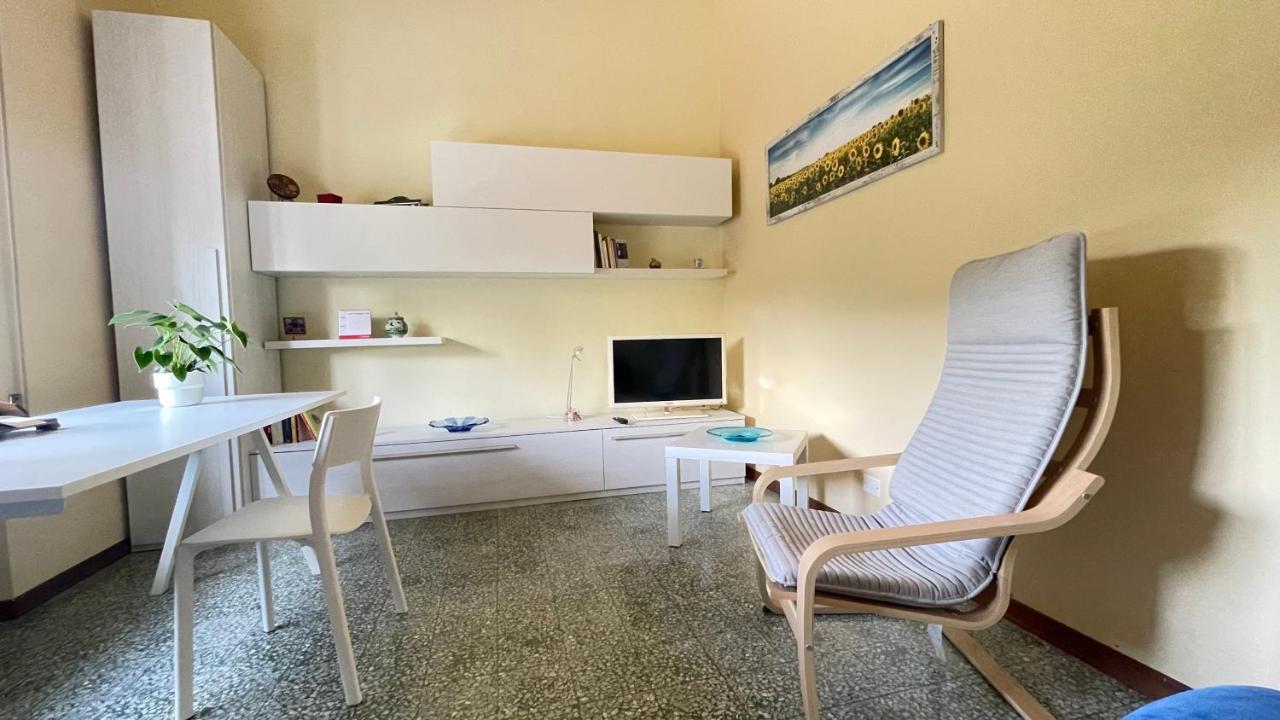Ferienwohnung Tra Gli Olivi Lucca Exterior foto